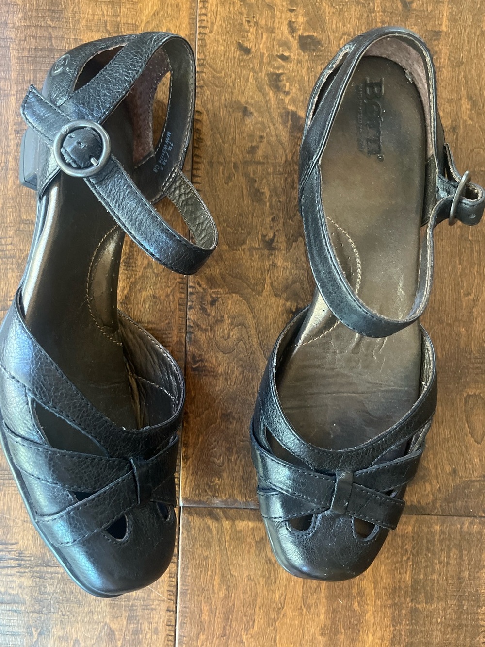Børn black leather Mary Jane comfort low block heeled strappy sandals Sz. 7.5